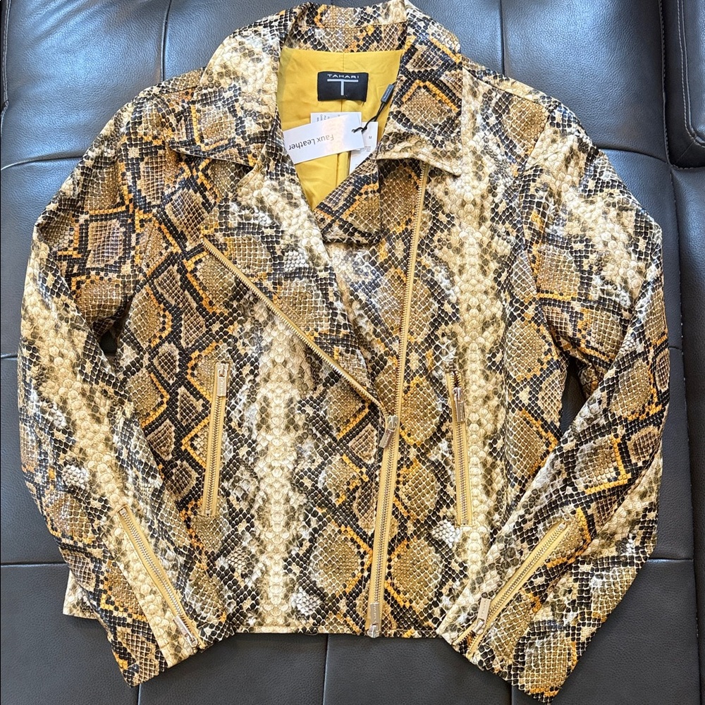 NEW!! Tahari Faux Leather Snakeskin Jacket